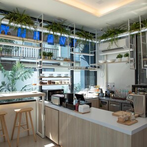 Dining - J and L Residence and Spa (Bangkok)
