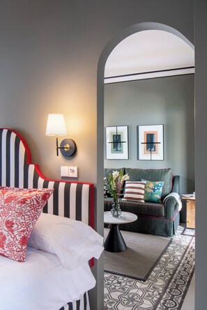 Apartamento con terraza y jacuzzi privado | Free WiFi