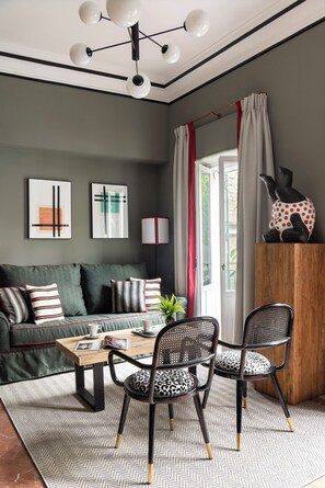Apartamento con balcón | Extérieur