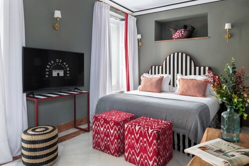 CSE Puerta de Armas Apartments