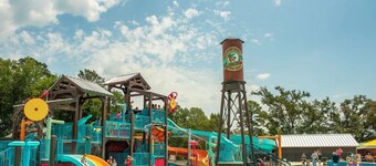 Cozy Wood Cottage in Tyler