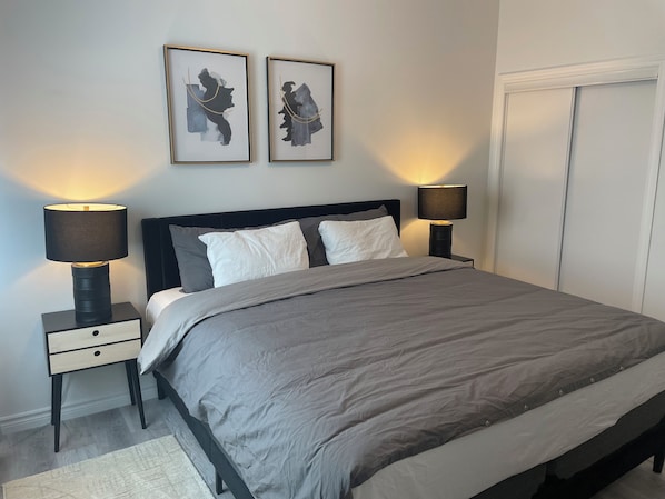 Casa de ciudad superior | Decoración personalizada, muebles diferentes y insonorización