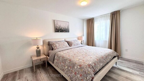 Superior-Stadtwohnung | Individuell dekoriert, individuell eingerichtet, schallisolierte Zimmer