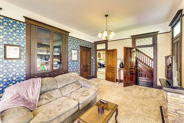 TV, fireplace, books, stereo - 2 Mi to River: Historic Clarkston Home w/ Views! (Clarkston)