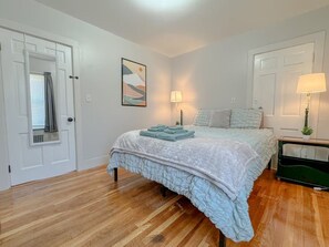 2 chambres, fer et planche Ă repasser, Wi-Fi, literie fournie