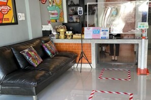 Unclassified image, 2 of 35, button - Smart Hotel (Lam Luk Ka)