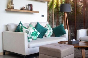 Cribs/infant beds - Sunpao Private Pool Villa by HCR (Phuket)