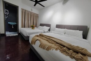 Room - Damansara Jaya Petaling Jaya 2 Storey Landed House for 15 Pax (Petaling Jaya)