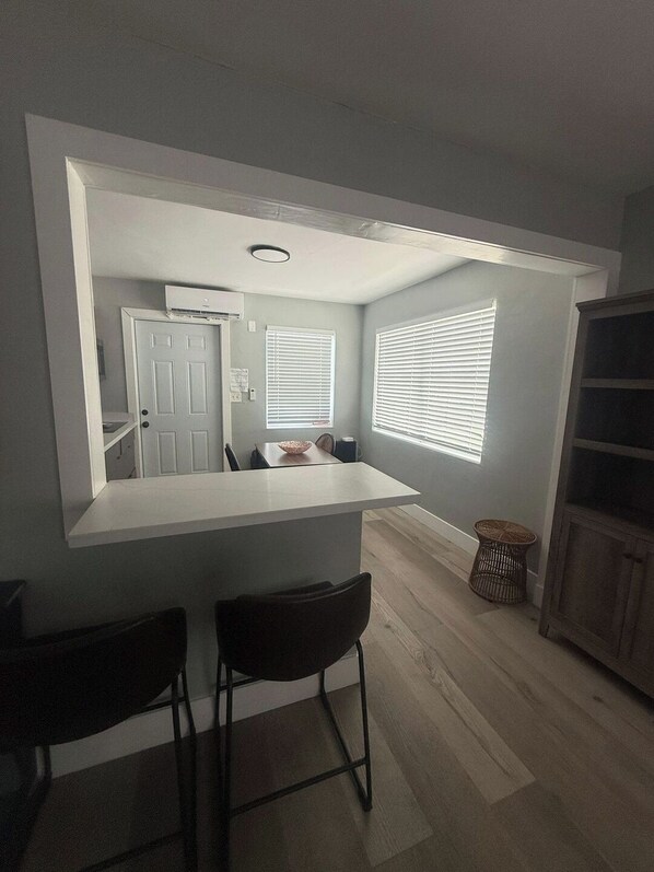 公寓 (2 Bedrooms) | 楼层平面图