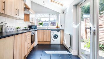 Microwave, oven, stovetop, dishwasher