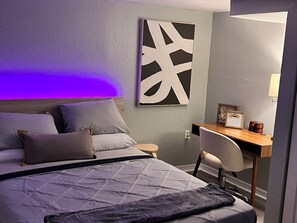 1 chambre, fer et planche à repasser, Wi-Fi, literie fournie