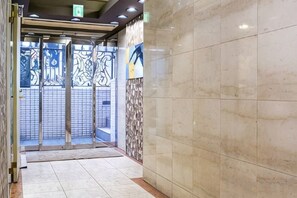 Spa - J-Court Oshiage (Tokyo)