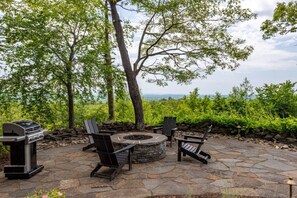 Terrace/patio - Goat Hill Cottage | Heated Pool, Fireplace, Views (Saugerties)
