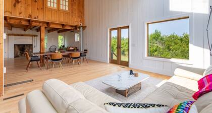 Old Chatham Retreat | Skylight Over the King Bed
