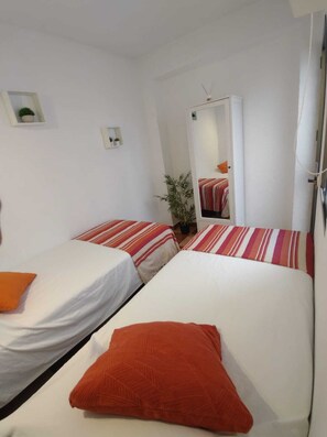 2 Schlafzimmer, Bügeleisen/Bügelbrett, WLAN, Bettwäsche