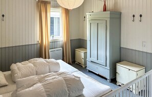 4 chambres, lit de bébé portatif, accès au Wi-Fi (inclus)