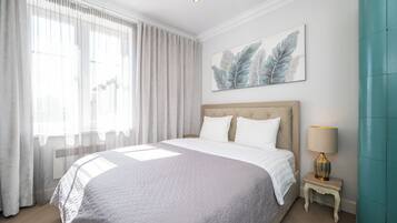 Deluxe Apartment, Air conditioning, City View | Individually decorated, individually furnished, blackout drapes