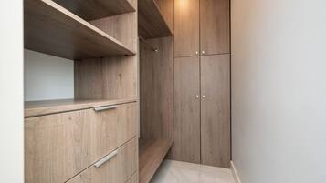 Deluxe Apartment, Air conditioning, City View | Individually decorated, individually furnished, blackout drapes