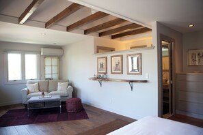 Casa, varias camas, cocina, vista al jardín (Refugio Cosetta) | 2 habitaciones, decoración personalizada y muebles diferentes