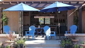 Khu ẩm thực ngoài trời