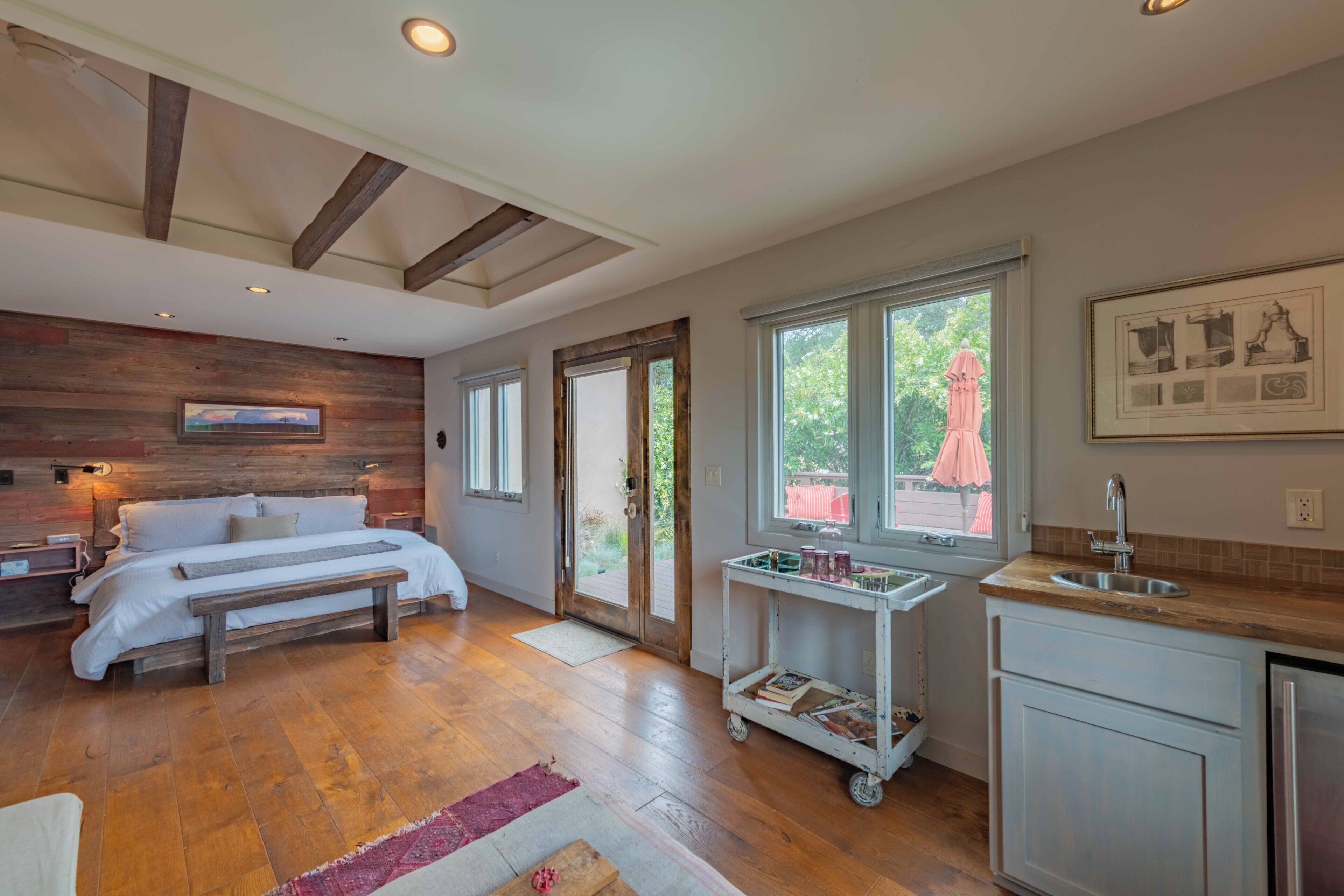 House, Multiple Beds, Kitchen, Garden View (Refugio Cosetta) | 2 bedrooms, individually decorated, individually furnished, bed sheets