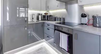 Wembley Park High Spec 6 Apartment Block