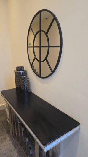 經典公寓 | 埃及棉床單、高級寢具、書桌、手提電腦工作空間