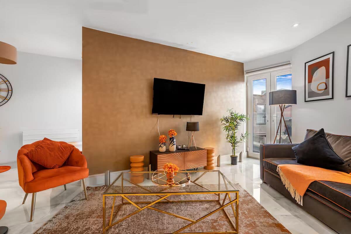 Comfort Apartment | Living area | 32-inch Smart TV with digital channels, Netflix, streaming services