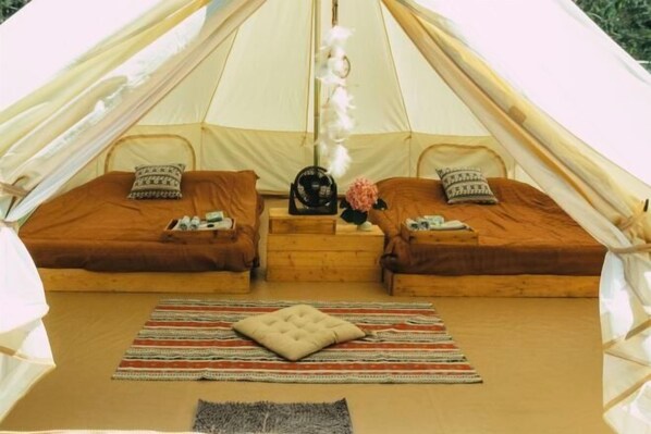 Unclassified image, 1 of 10, button - Inthanon Mountain Camp (Chom Thong)