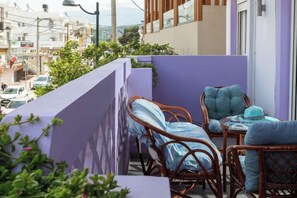Unclassified image, 3 of 6, button - Thena apartment IN the city center (Limenas Chersonisou)