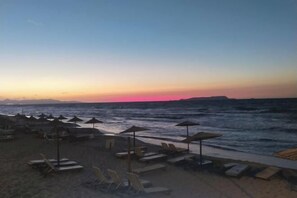 Beach - Thena apartment IN the city center (Limenas Chersonisou)