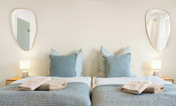 2 Schlafzimmer, Schreibtisch, Bügeleisen/Bügelbrett, kostenloses WLAN