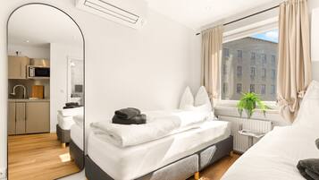 2 Schlafzimmer, Schreibtisch, Bügeleisen/Bügelbrett, kostenloses WLAN
