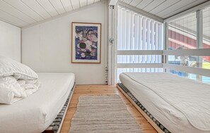 2 bedrooms, free WiFi