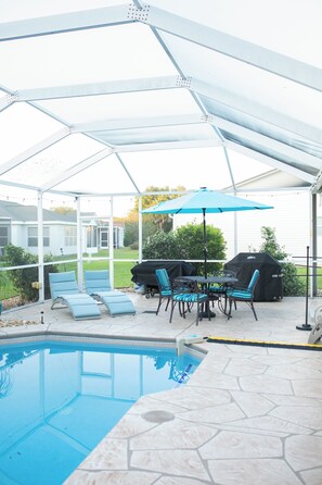 Outdoor pool, a heated pool