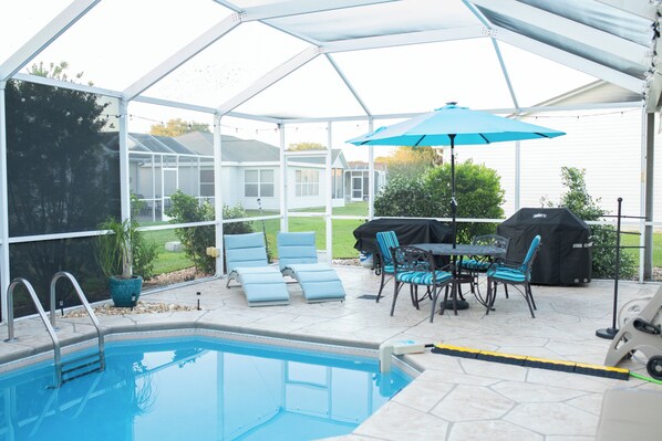 Outdoor pool, a heated pool