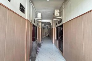Interior - Gratia Guesthouse Syari'ah (Mendalo Darat)