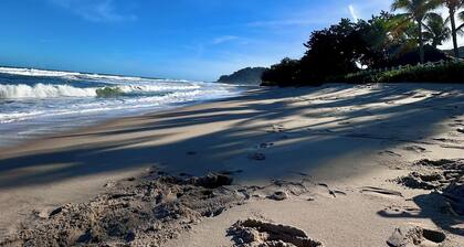 Prime location. New duplex 3min from the beach 2 bedrooms, 2 bathrooms, 5 people