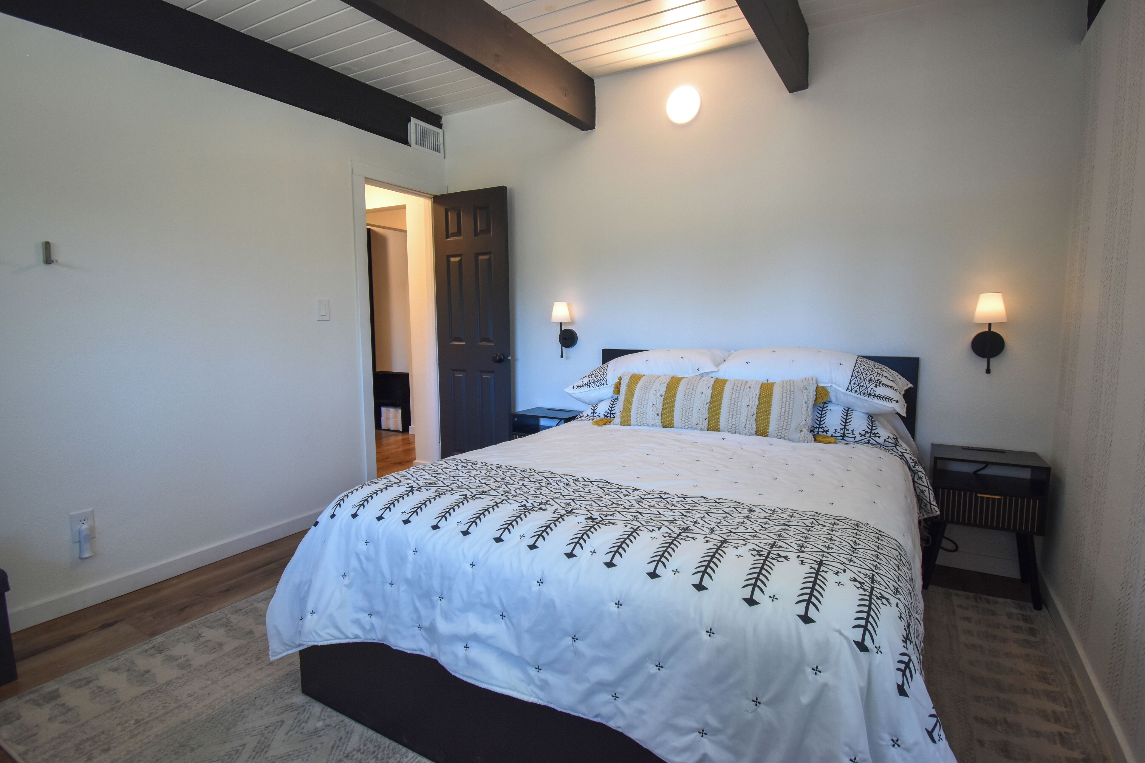 3 quartos, escrivaninha, berço de viagem, Wi-Fi de cortesia