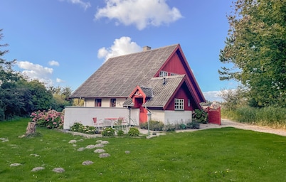Amazing home in Humble with sauna
