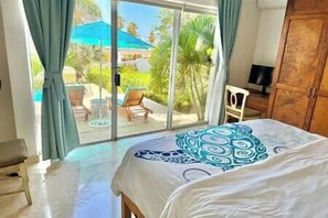 4 habitaciones, tabla de planchar con plancha, wifi y ropa de cama 