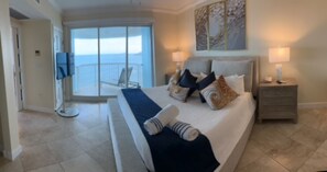 3 dormitoris, escriptori, planxa i posts de planxar i wifi gratuïta