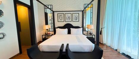 3 slaapkamers, een kluis op de kamer, een strijkplank/strijkijzer