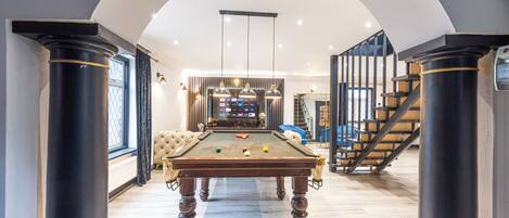 House, Garden View | Living room | Smart TV, Netflix, streaming services