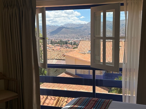 Két bảo mật tại phòng, bàn, truy cập Internet không dây miễn phí