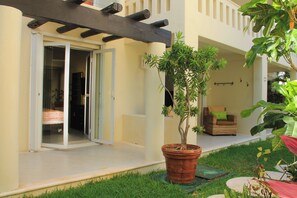 Comfort Apartment | Terrace/patio