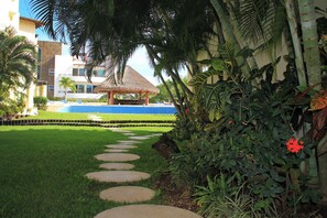 Comfort Apartment | Garden view