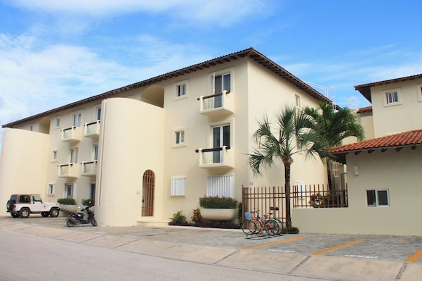 Front of property - evening/night