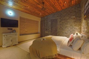 WiFi, bed sheets