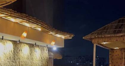 3 Bhk Penthouse|Jacuzzi | Pool Table|The Opulence